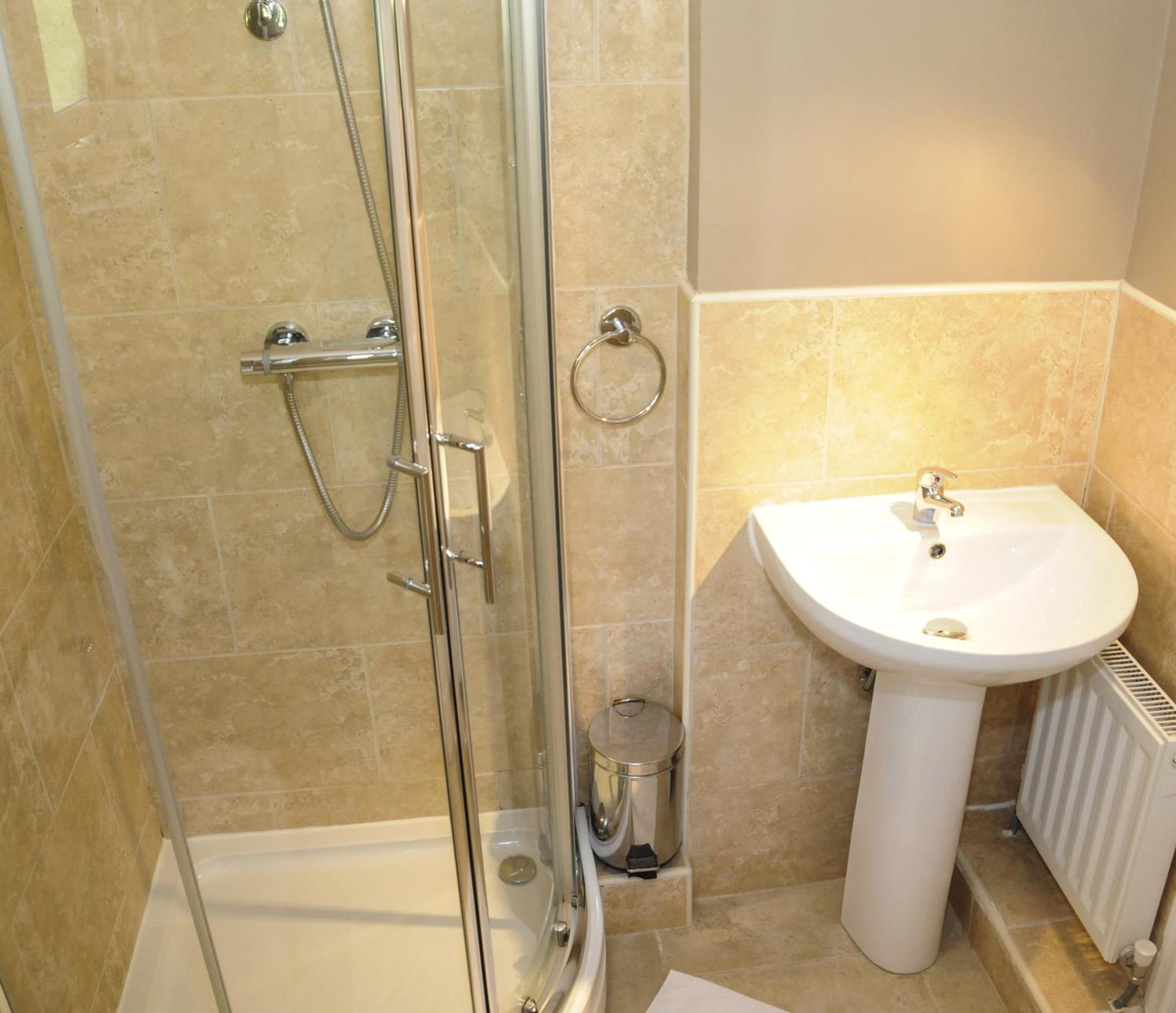 The Poplars Rooms & Cottages Тирск Экстерьер фото